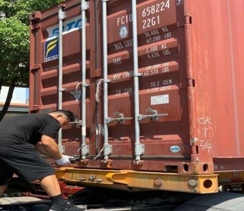 PRY-1100JBK অটোমেটিক কার্ডবোর্ড ফ্লুট ল্যামিনেটিং মেশিন 14