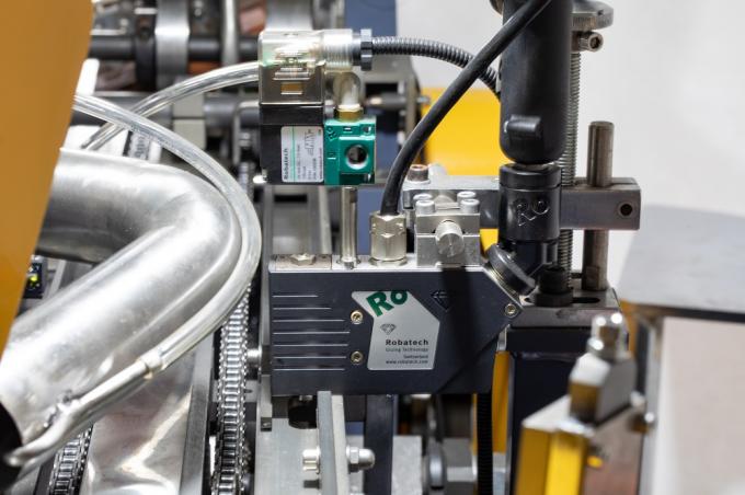 PRY-220/300 উচ্চ গতির আইসক্রিম কোণ টাইপ পেপার কাপ স্লিভ তৈরি করার মেশিন 11