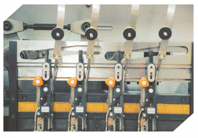 PRY-8D একত্রীকরণ এবং বই স্যাডেল সেলাই এবং ট্রিমিং মেশিন 7